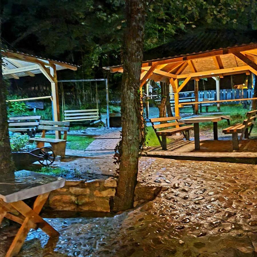 Etno Selo Bistrovo Apartman Vitez Kültér fotó